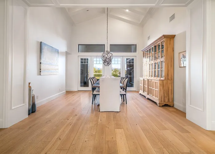 104th Holiday home *